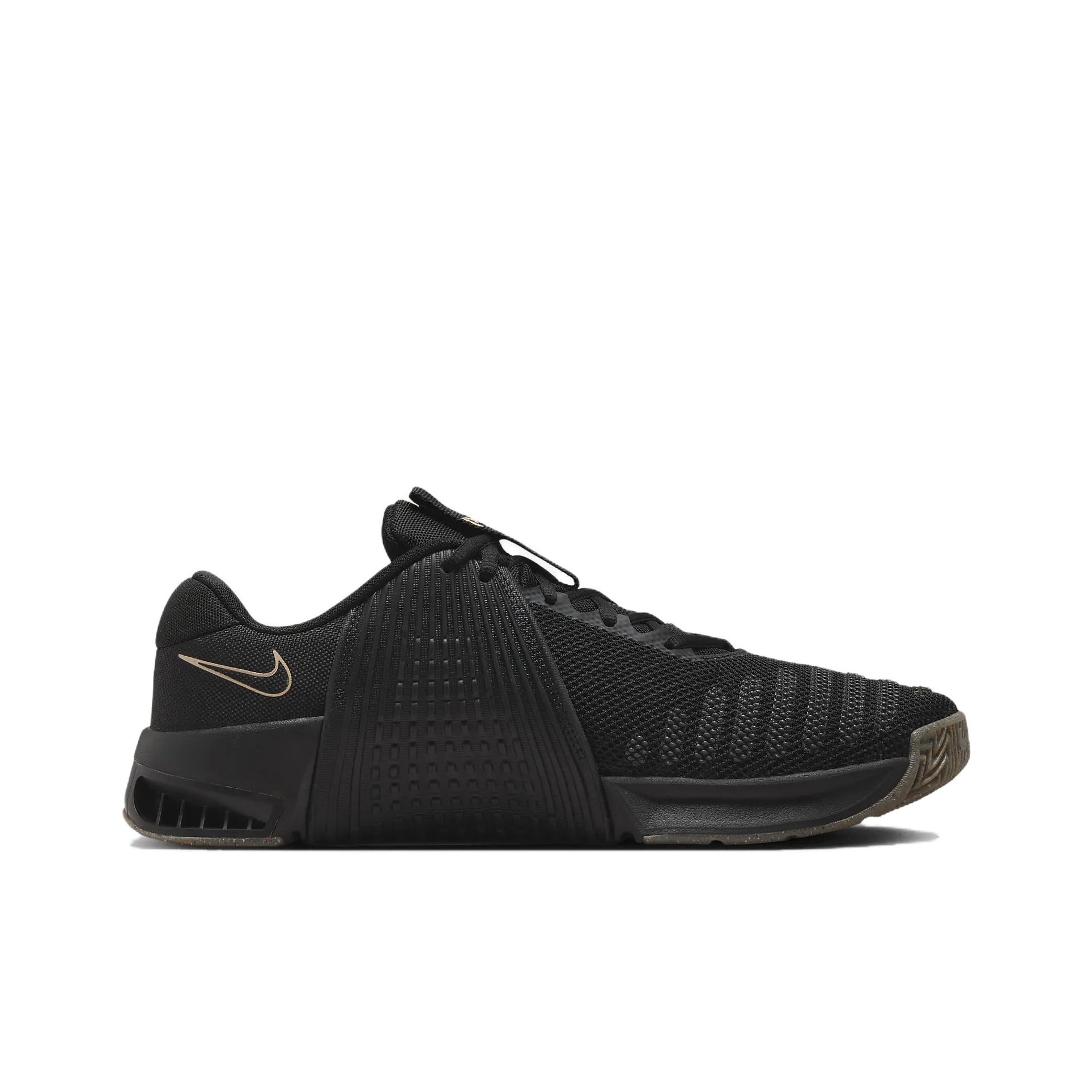 حذاء الجري Nike Metcon 9 مريح  - مراجعة Nike Shoes Metcon 9 وسعره