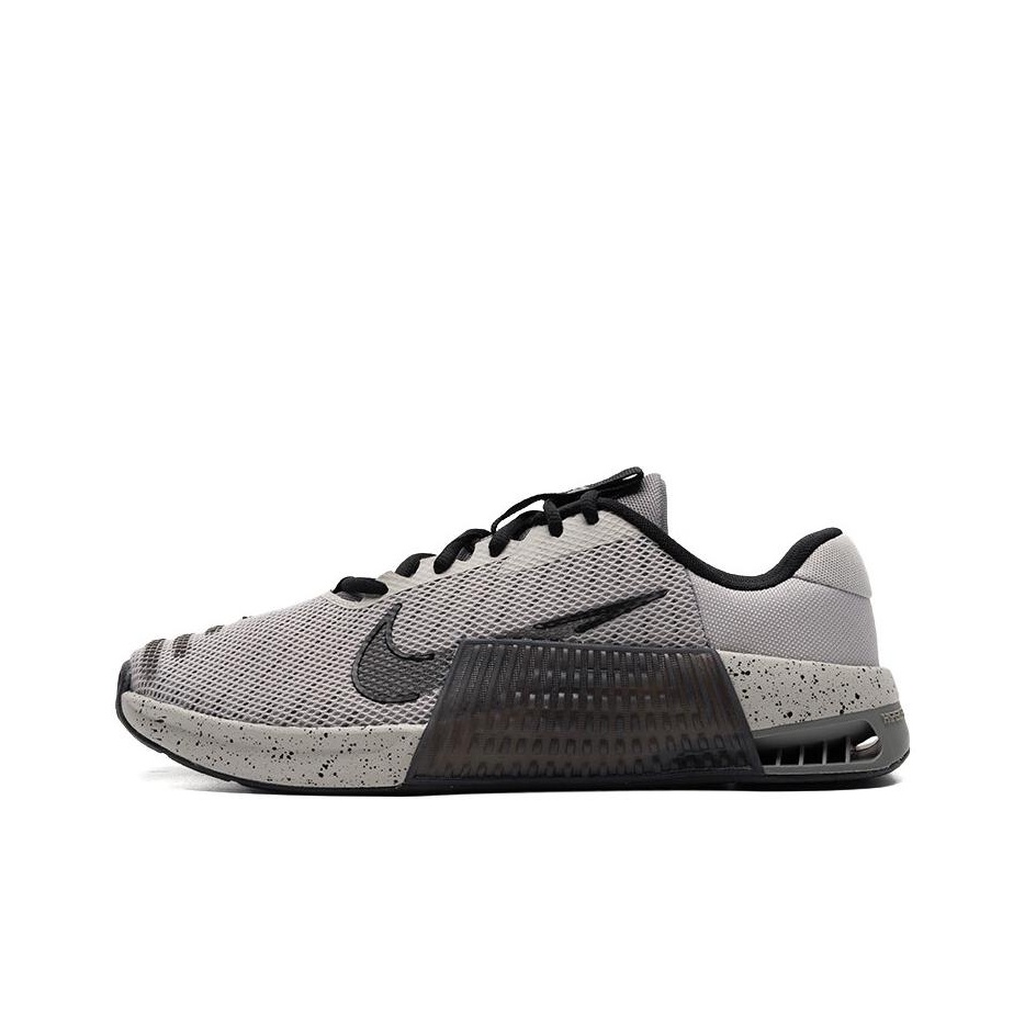 حذاء نايك ميتكون 9 برباط منخفض - مراجعة Nike Shoes Metcon 9 وسعره