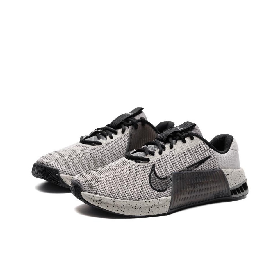 حذاء نايك ميتكون 9 برباط منخفض - مراجعة Nike Shoes Metcon 9 وسعره